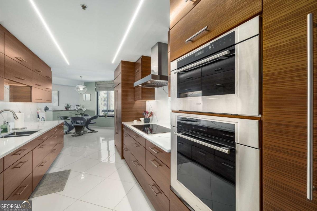 2660 Peachtree Road Atlanta - 27