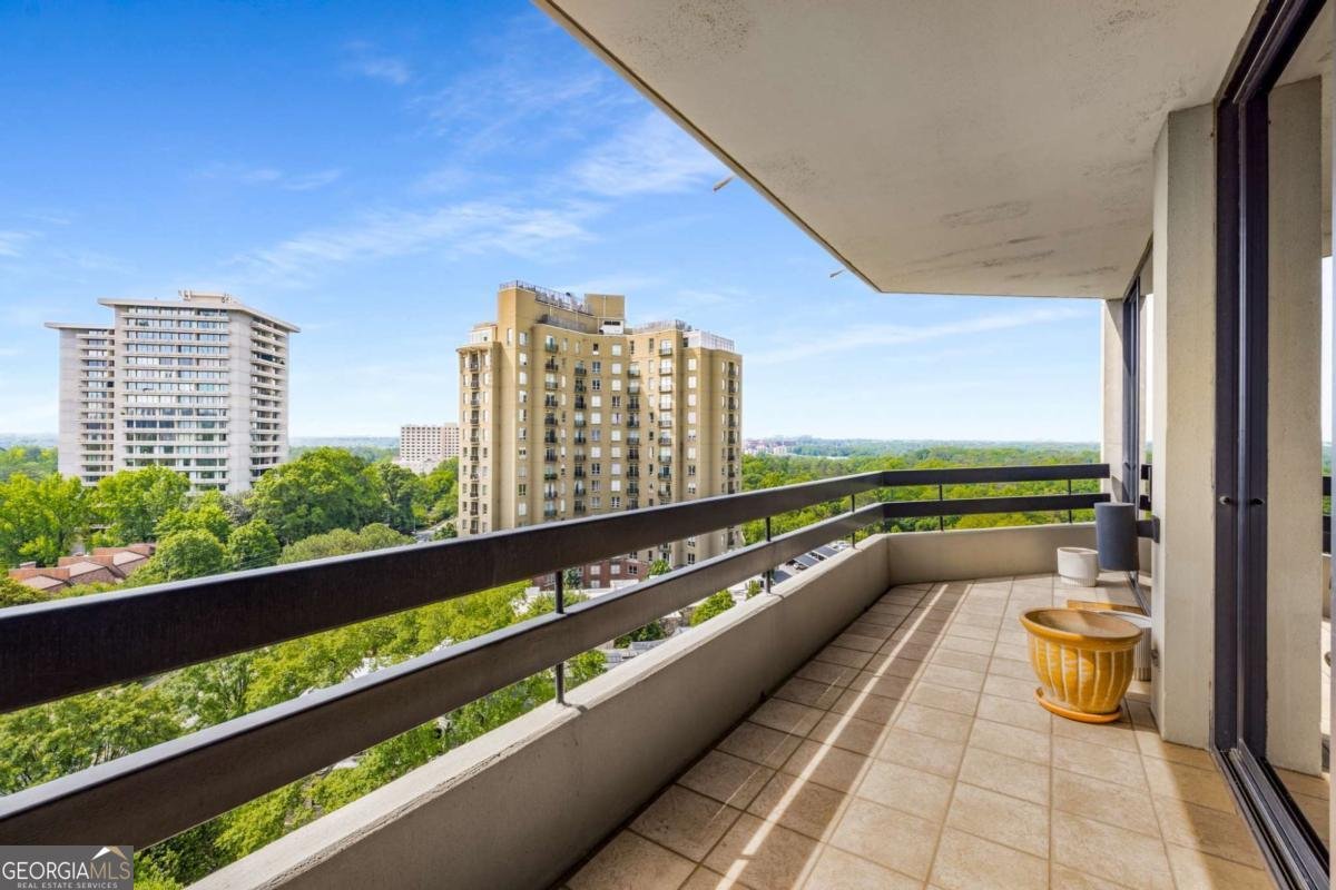 2660 Peachtree Road Atlanta - 44