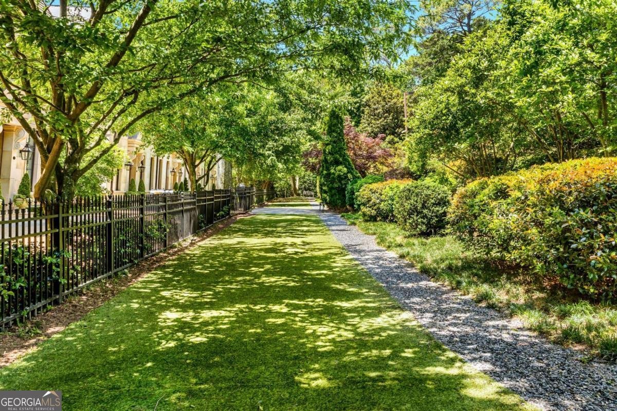 2660 Peachtree Road Atlanta - 49