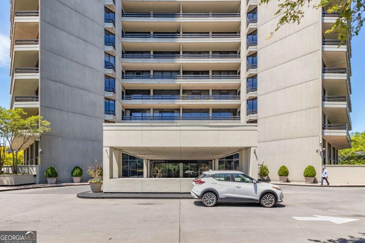 2660 Peachtree Road Atlanta - 55