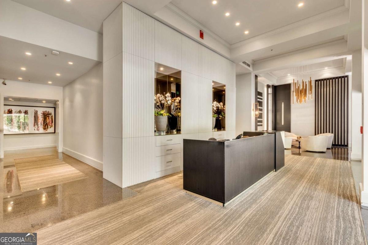 2660 Peachtree Road Atlanta - 60