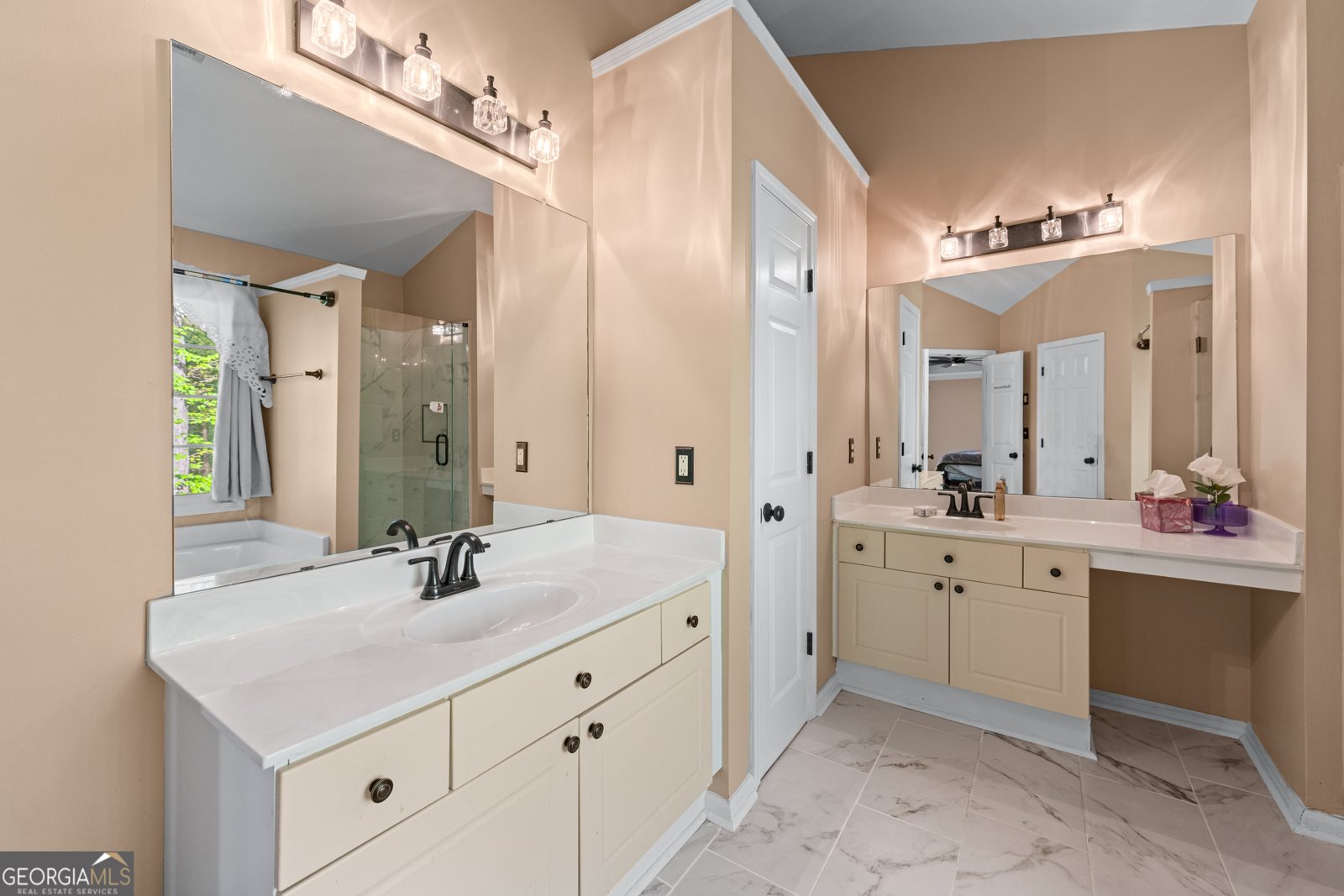 1035 Bridle Path Drive Lawrenceville - 27