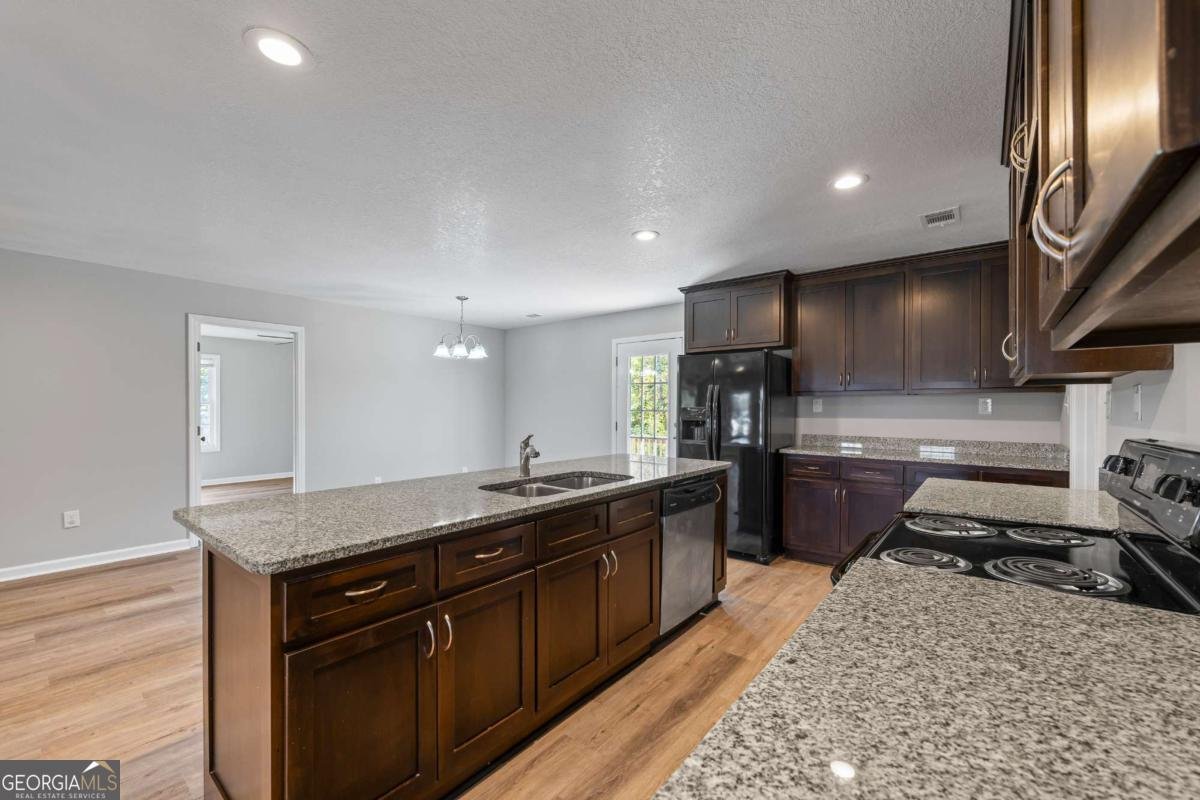 479 NORTH POINT Circle Hartwell - 15