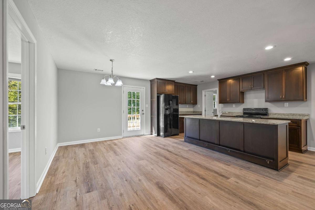 479 NORTH POINT Circle Hartwell - 9