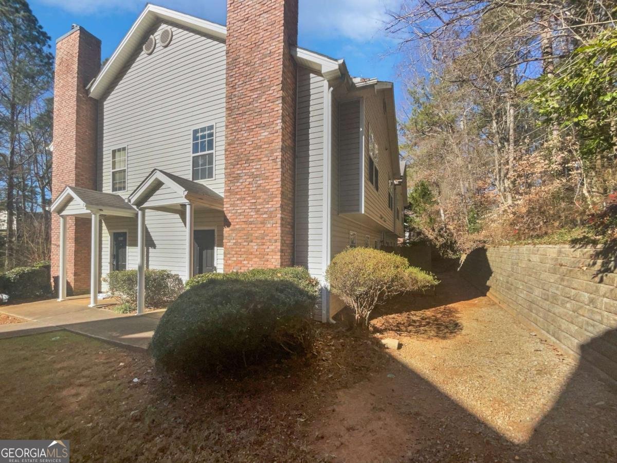 5431 Village Green Square Norcross - 1