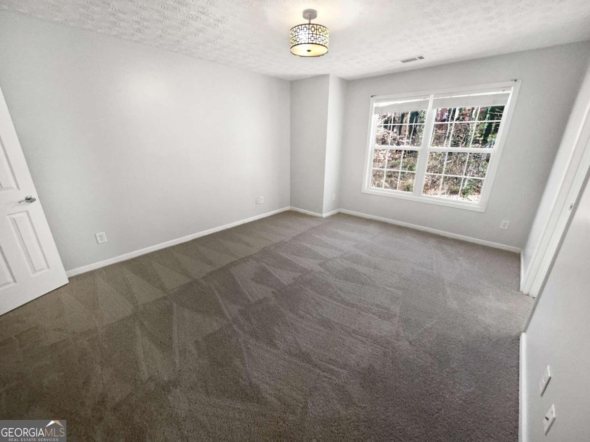 5431 Village Green Square Norcross - 9