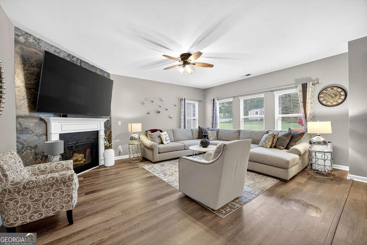 5209 Tye Trail Fairburn - 9