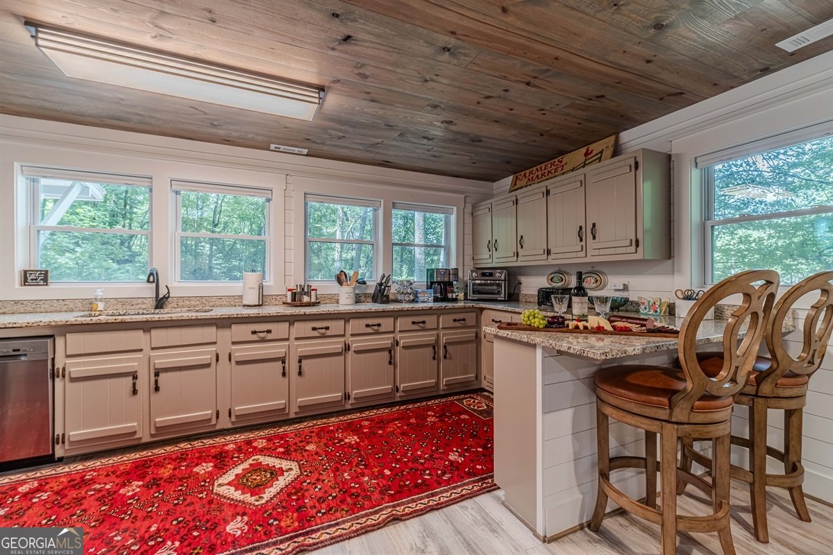 15668 Highway 197 Clarkesville - 18