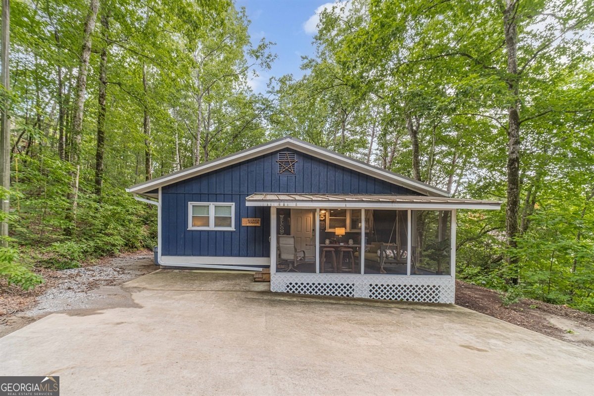 15668 Highway 197 Clarkesville - 2