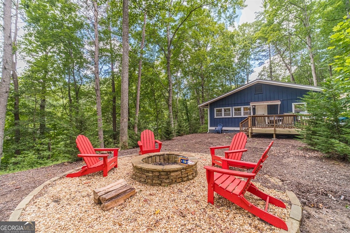 15668 Highway 197 Clarkesville - 29