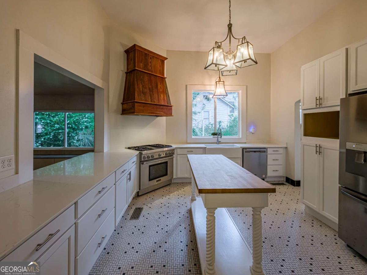 710 Central Avenue Fitzgerald - 11