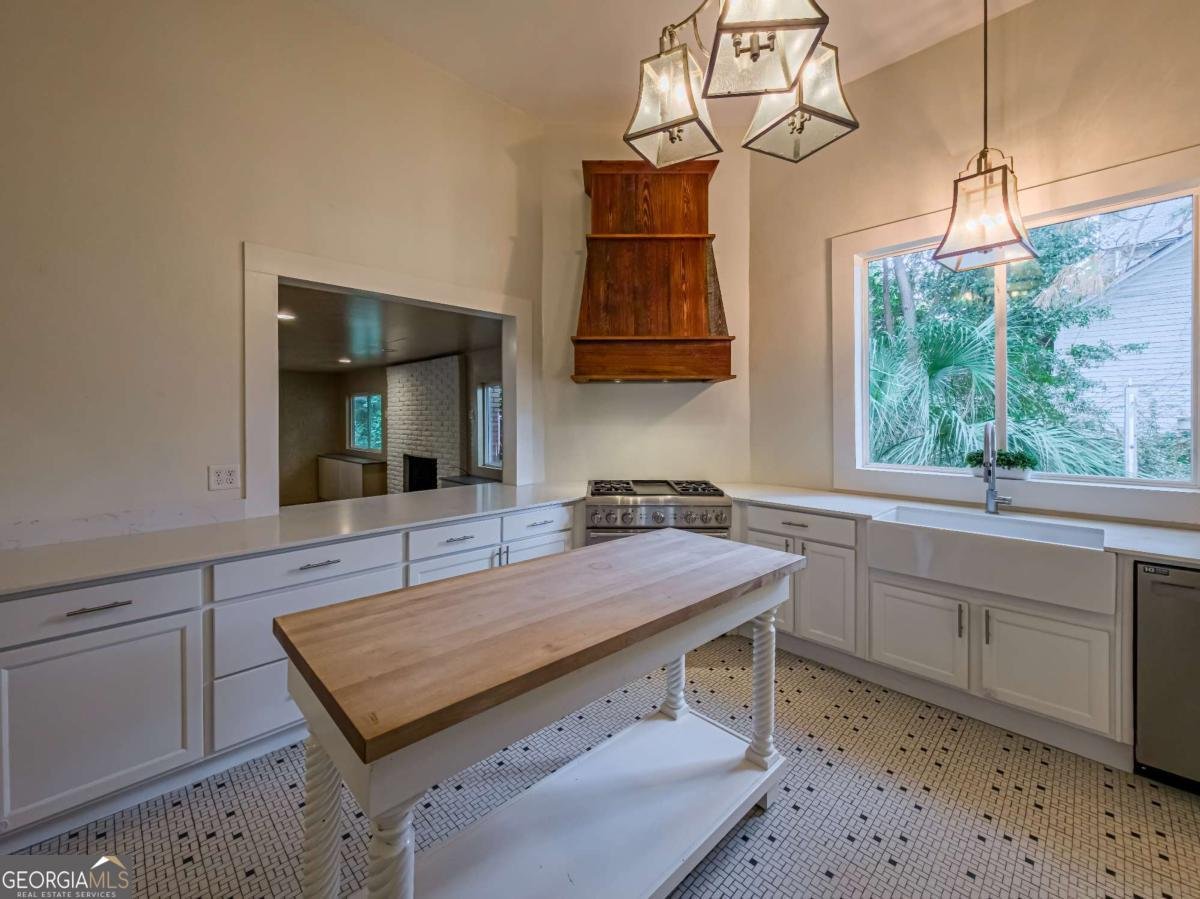 710 Central Avenue Fitzgerald - 12