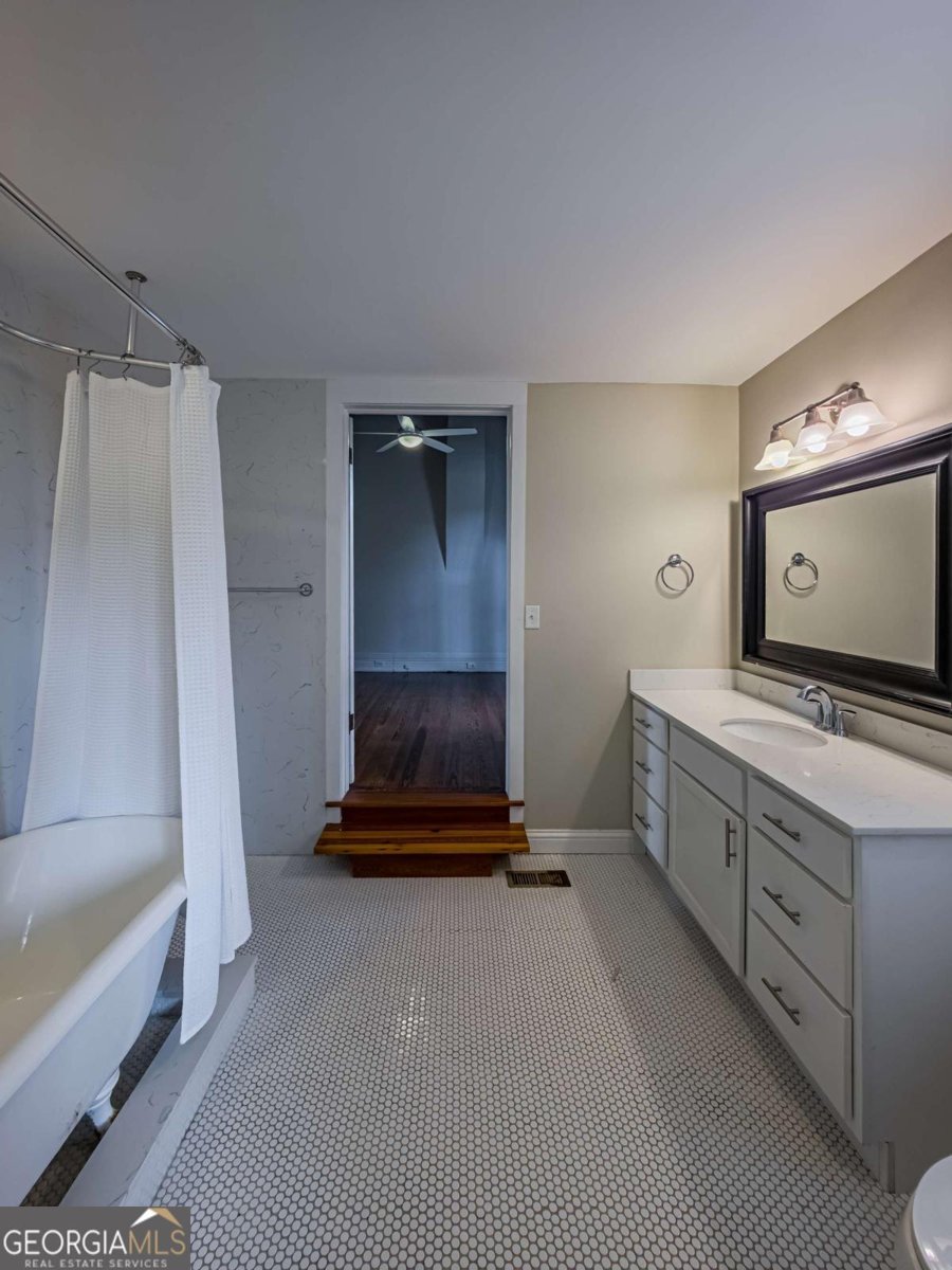 710 Central Avenue Fitzgerald - 25