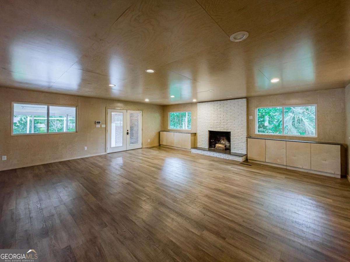 710 Central Avenue Fitzgerald - 44