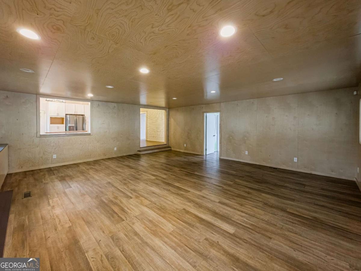 710 Central Avenue Fitzgerald - 46