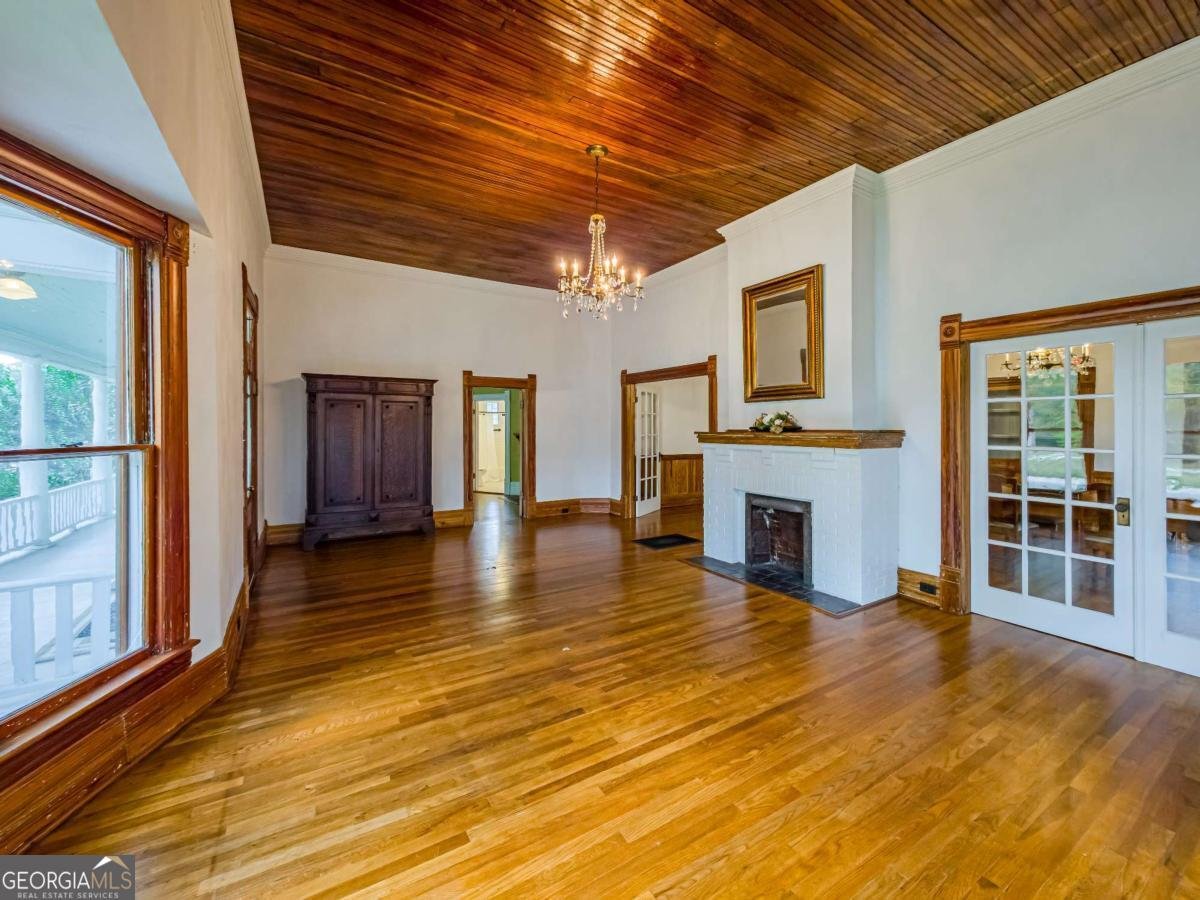 710 Central Avenue Fitzgerald - 7