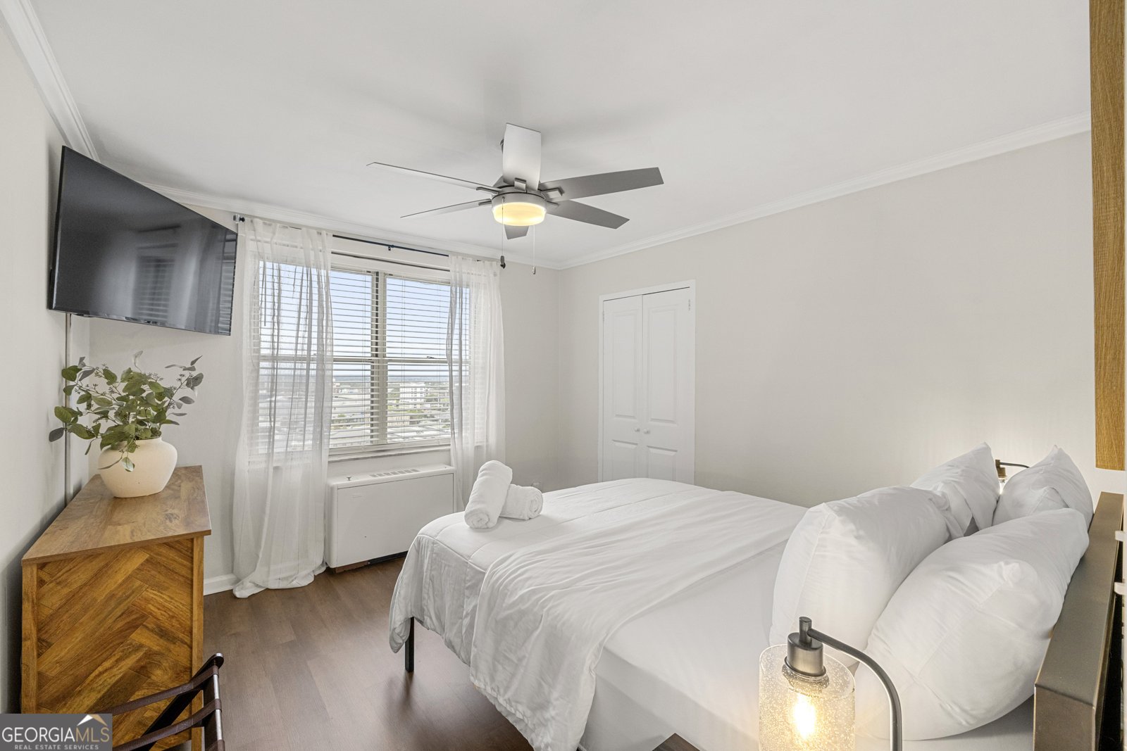 300 Peachtree Street Atlanta - 13