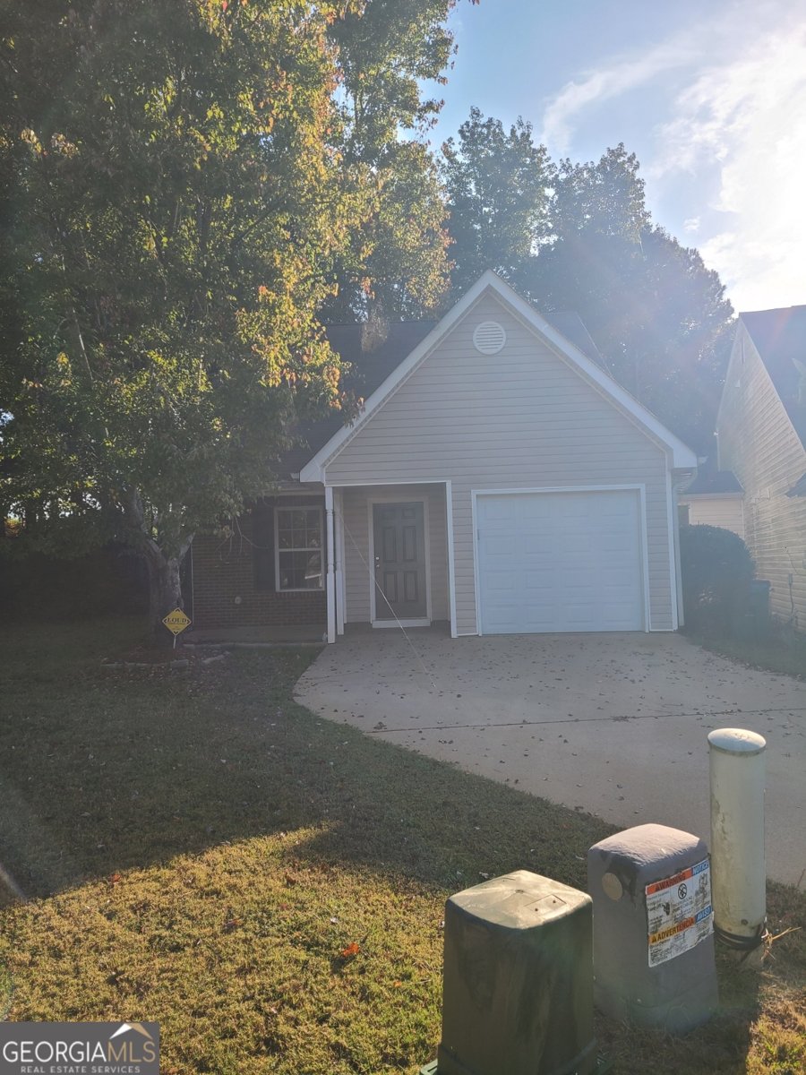 516 Jaclyn Circle McDonough - 1