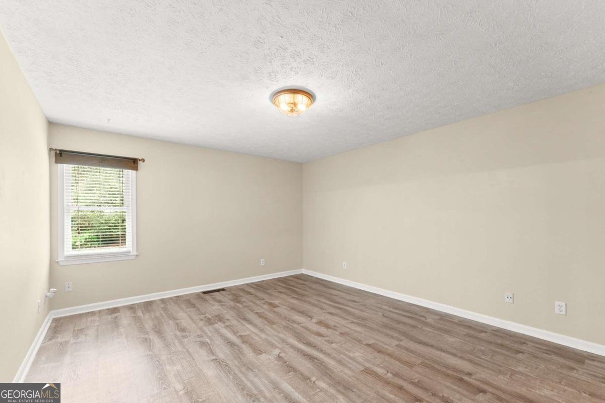 4785 Hiawatha Drive Gainesville - 22