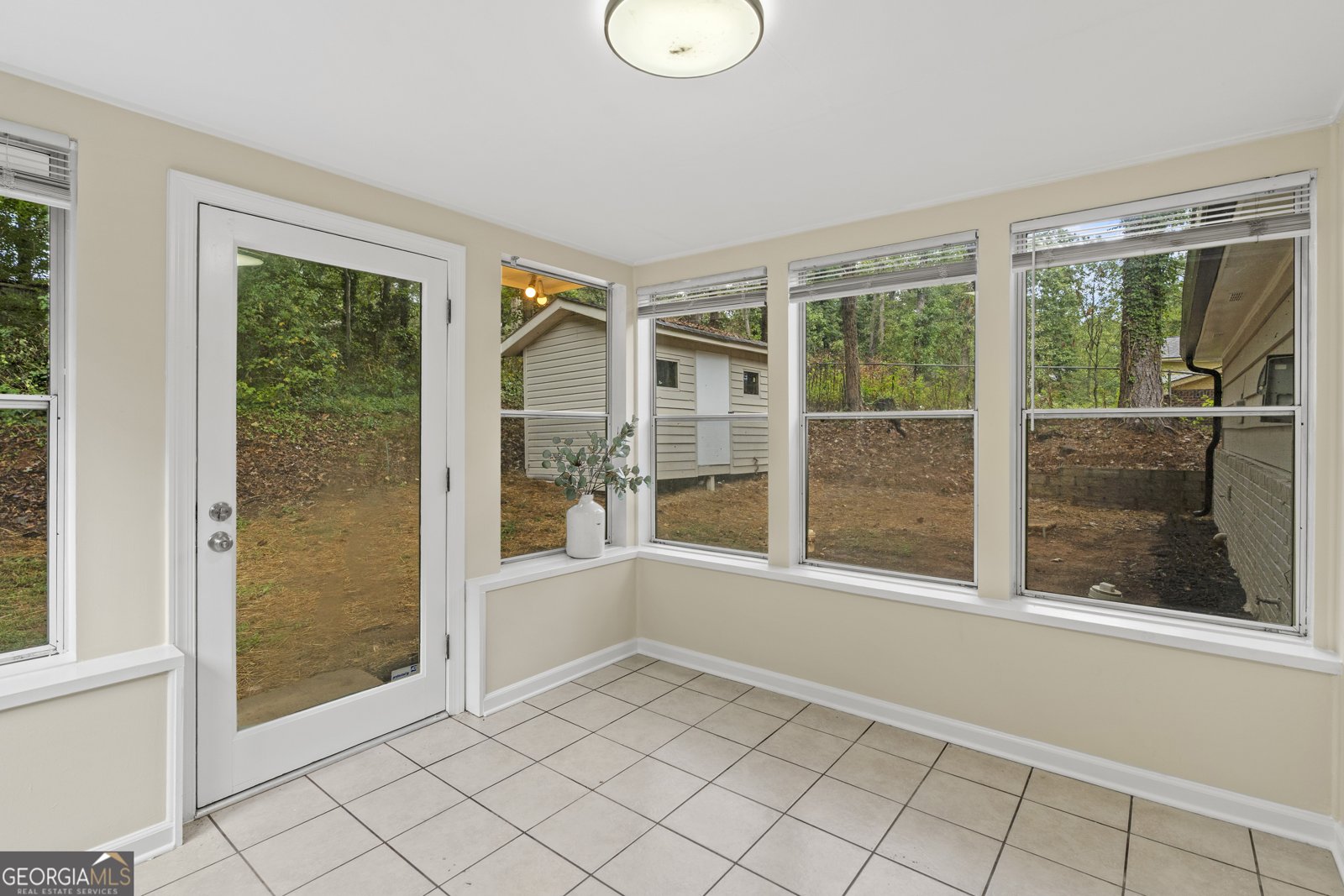 173 Jousters Lane Lawrenceville - 32