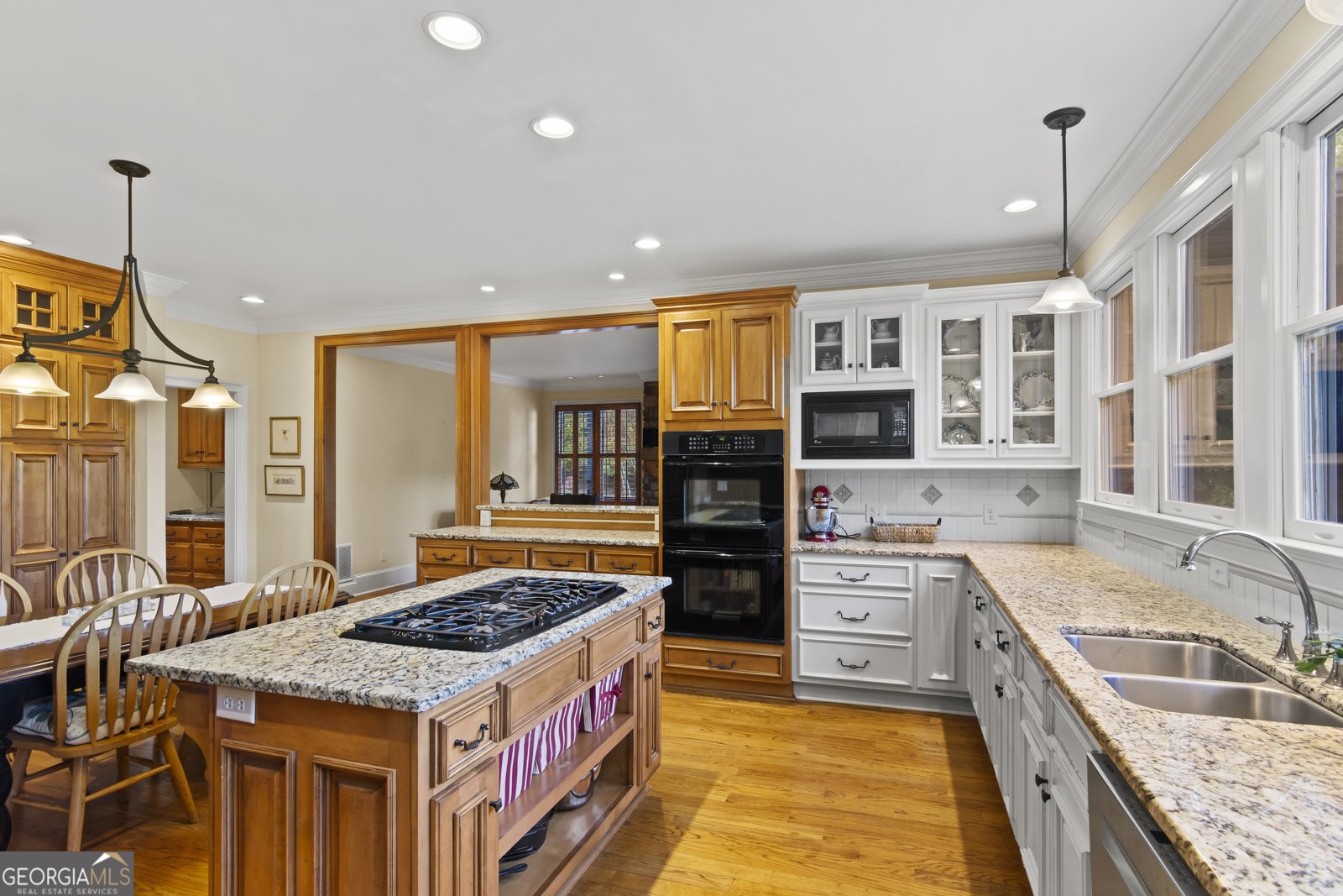 1070 Riverwalk Point Bishop - 13