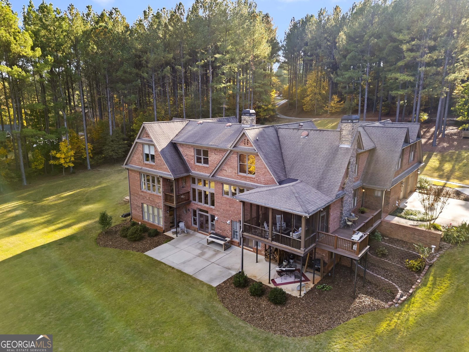 1070 Riverwalk Point Bishop - 2