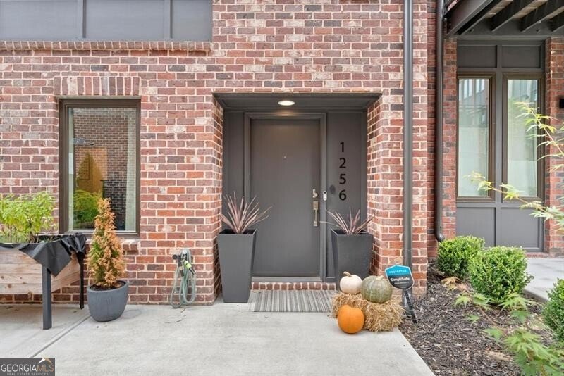 1256 Chelsea Circle Atlanta - 3