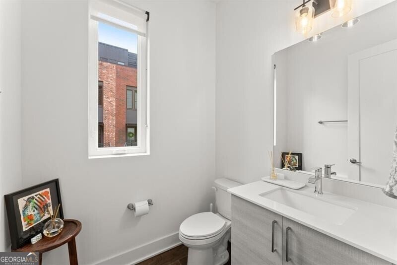 1256 Chelsea Circle Atlanta - 9