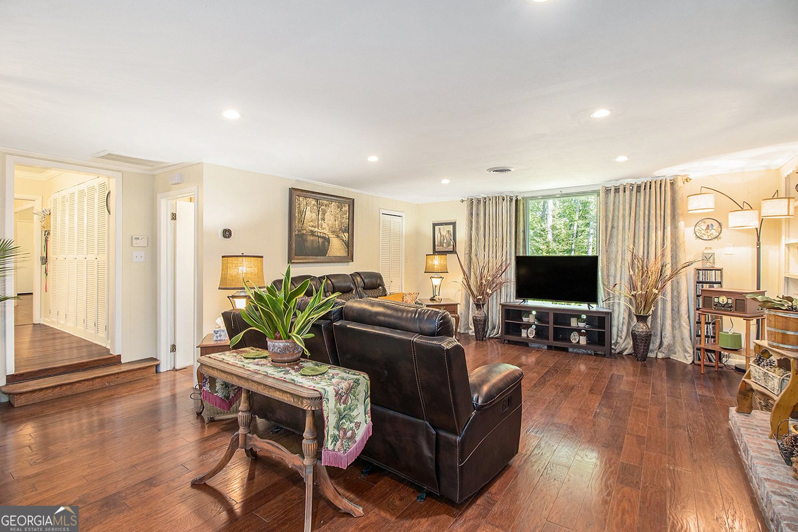 111 Lewis Drive Calhoun - 2