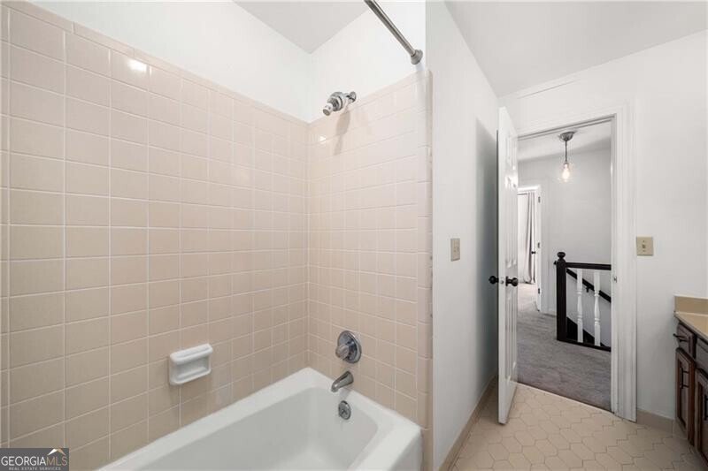 4127 Mountain Oak Cove Tucker - 30