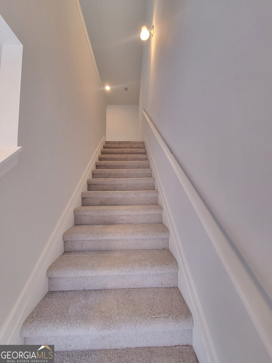 607 West Vincent Drive Athens - 8