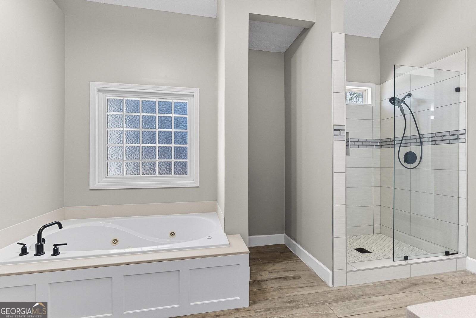 2006 Melrose Place Kathleen - 31