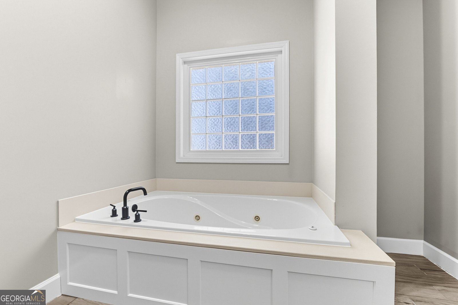 2006 Melrose Place Kathleen - 34