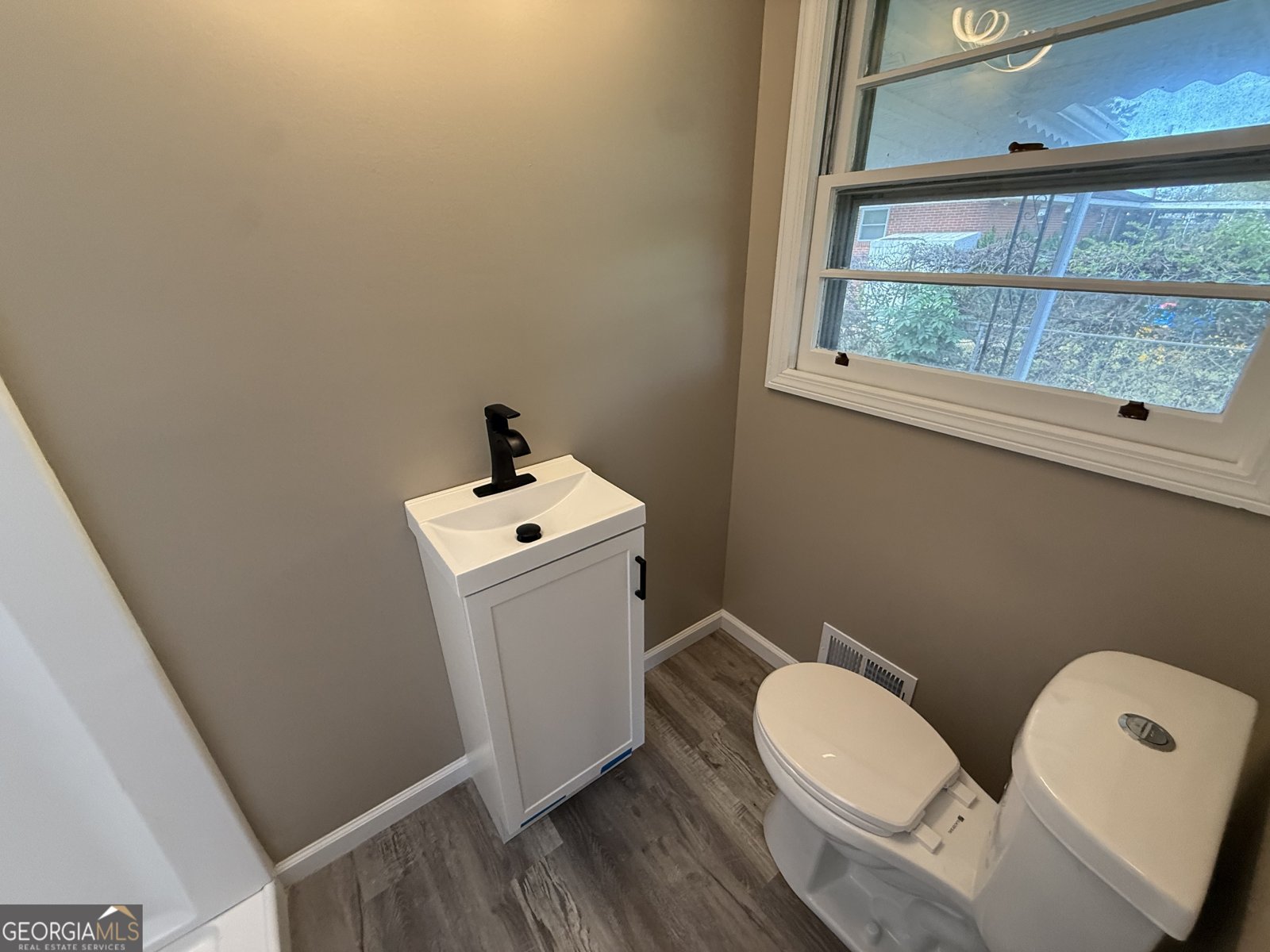 412 Roberson Street Dublin - 41