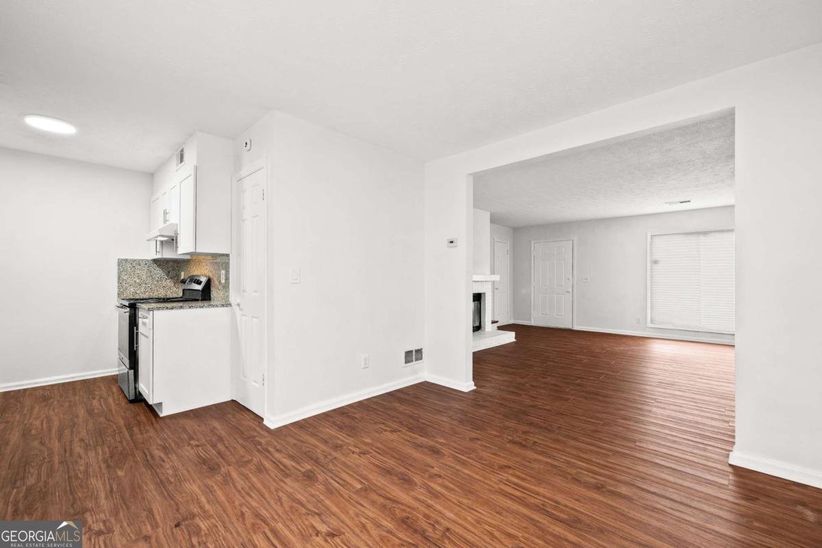151 Old Ferry Way Roswell - 10