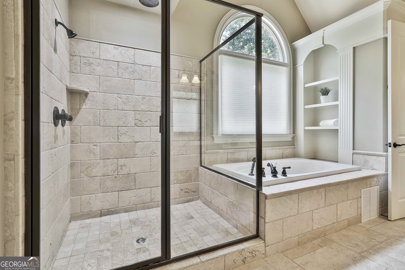 555 Mountains Edge Peachtree City - 1