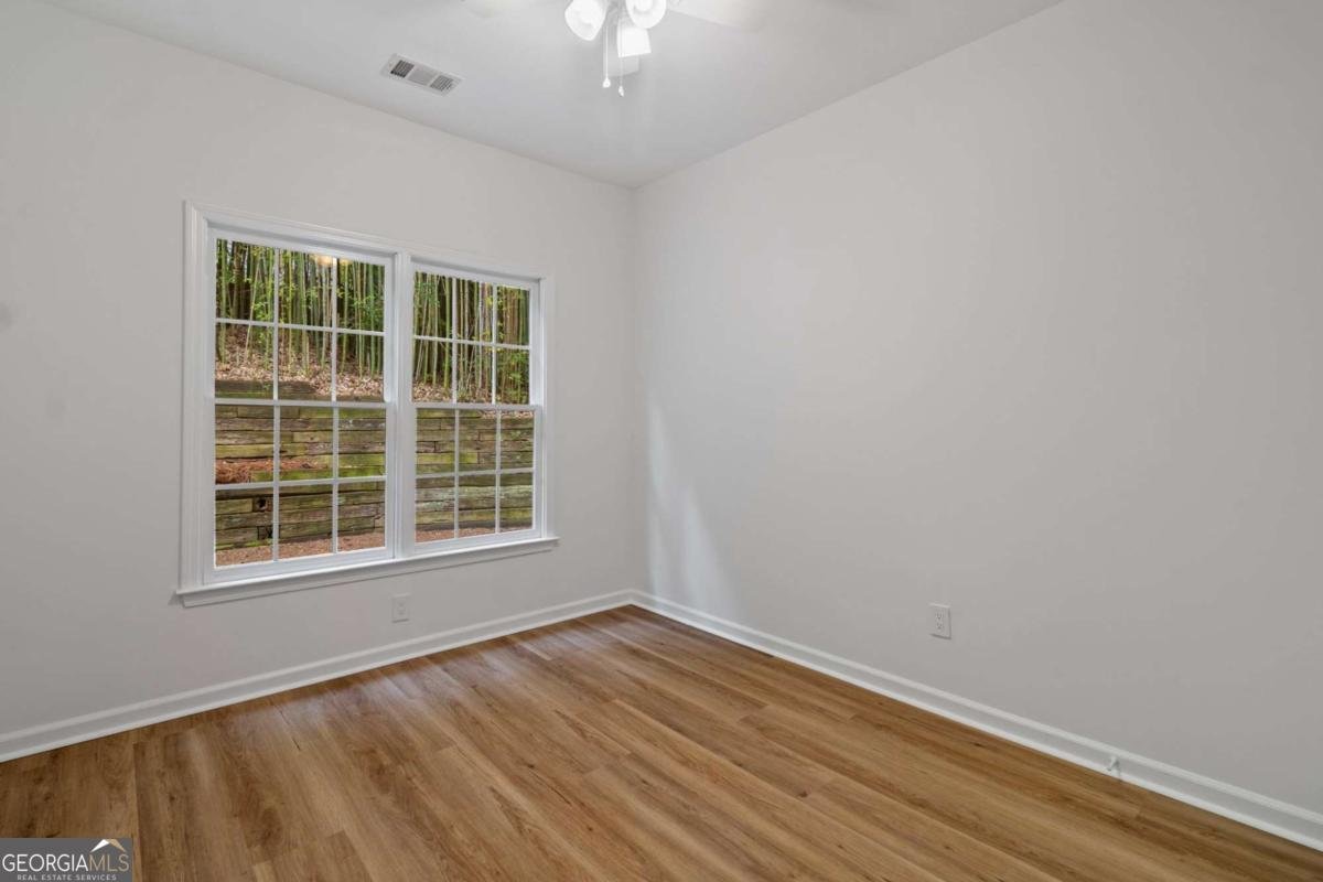1554 Clydesdale Court Suwanee - 12