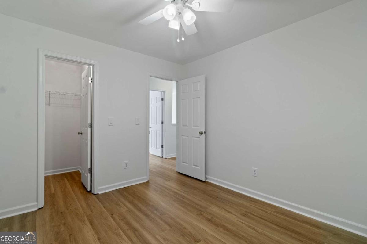 1554 Clydesdale Court Suwanee - 37