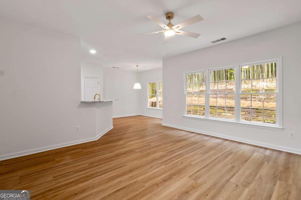 1554 Clydesdale Court Suwanee - 8