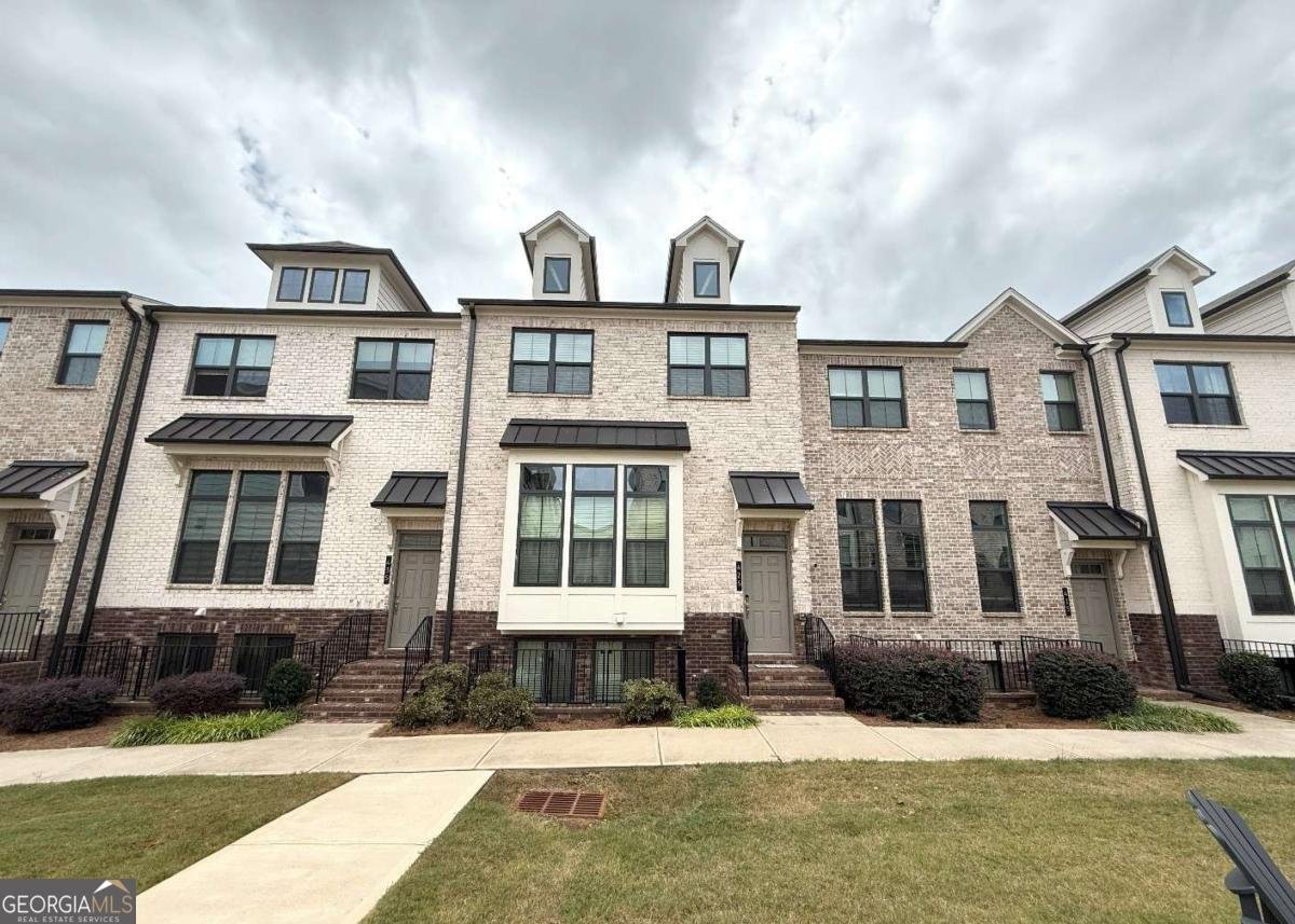 425 Fair View Circle Roswell - 1
