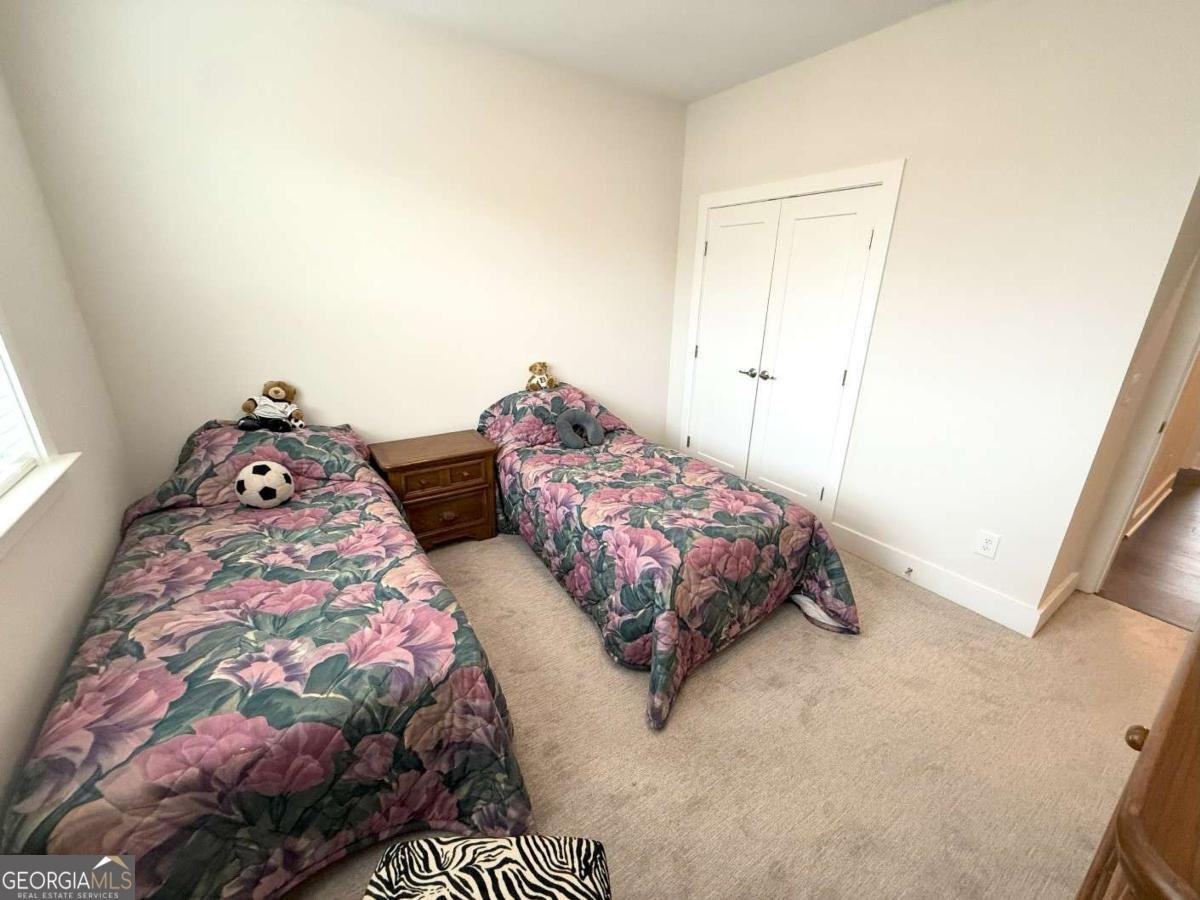 425 Fair View Circle Roswell - 32