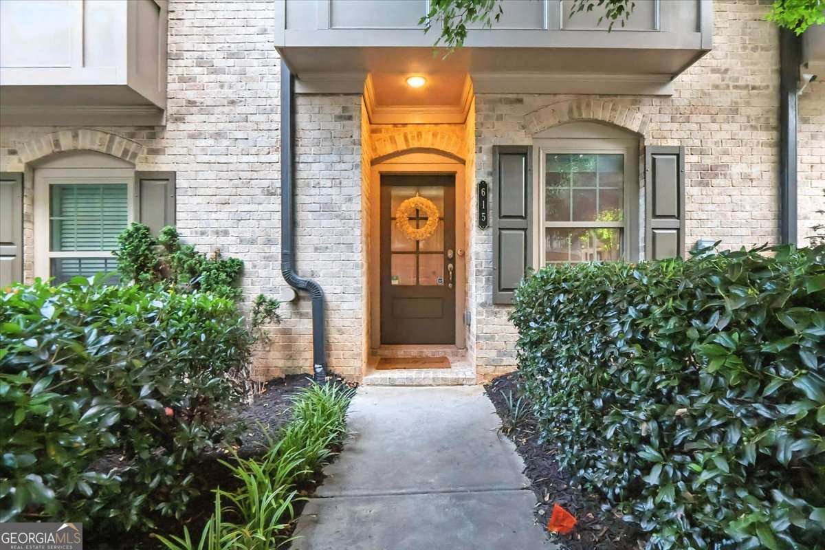 615 Broadview Place Atlanta - 1