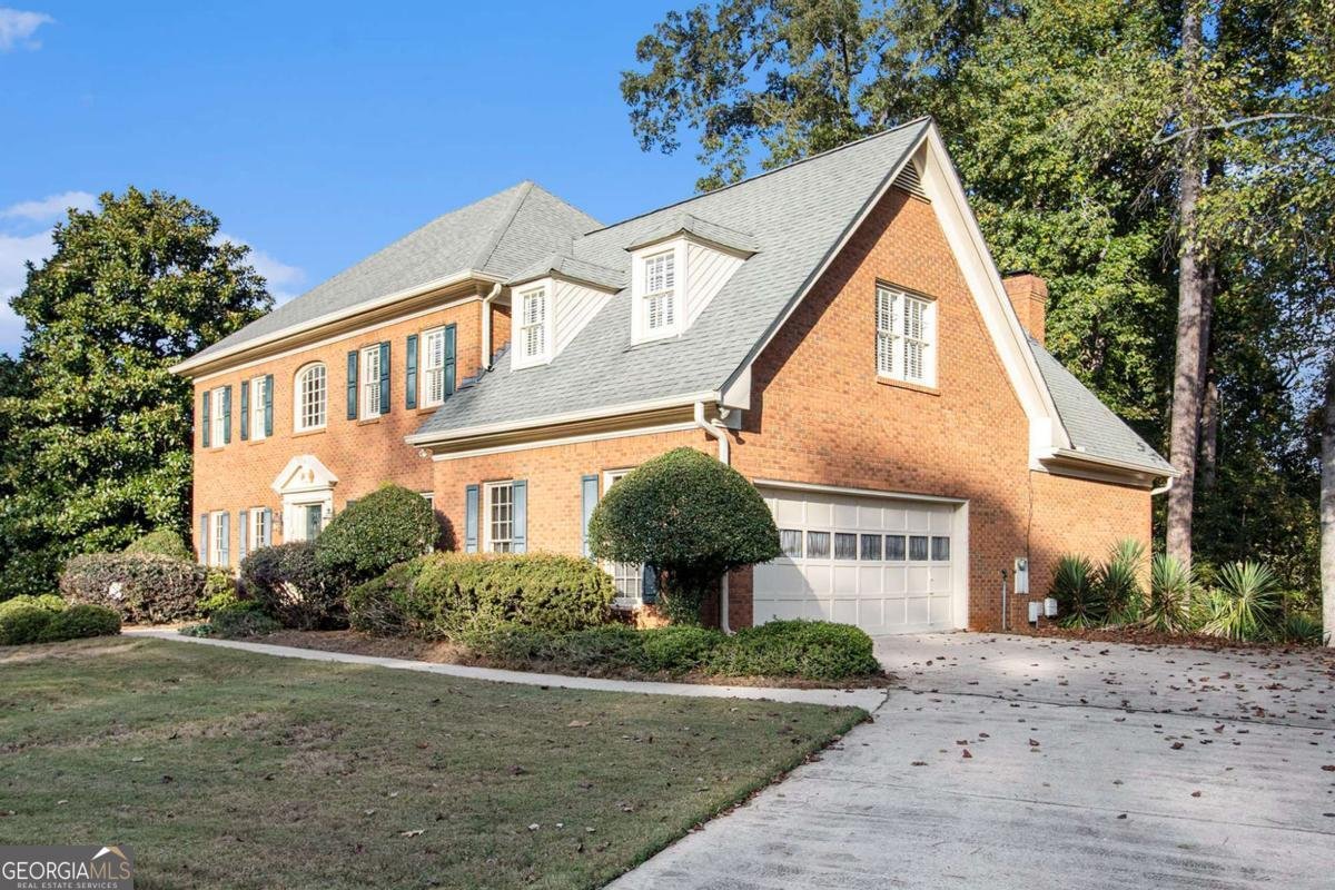 5863 Revington Drive Peachtree Corners - 2