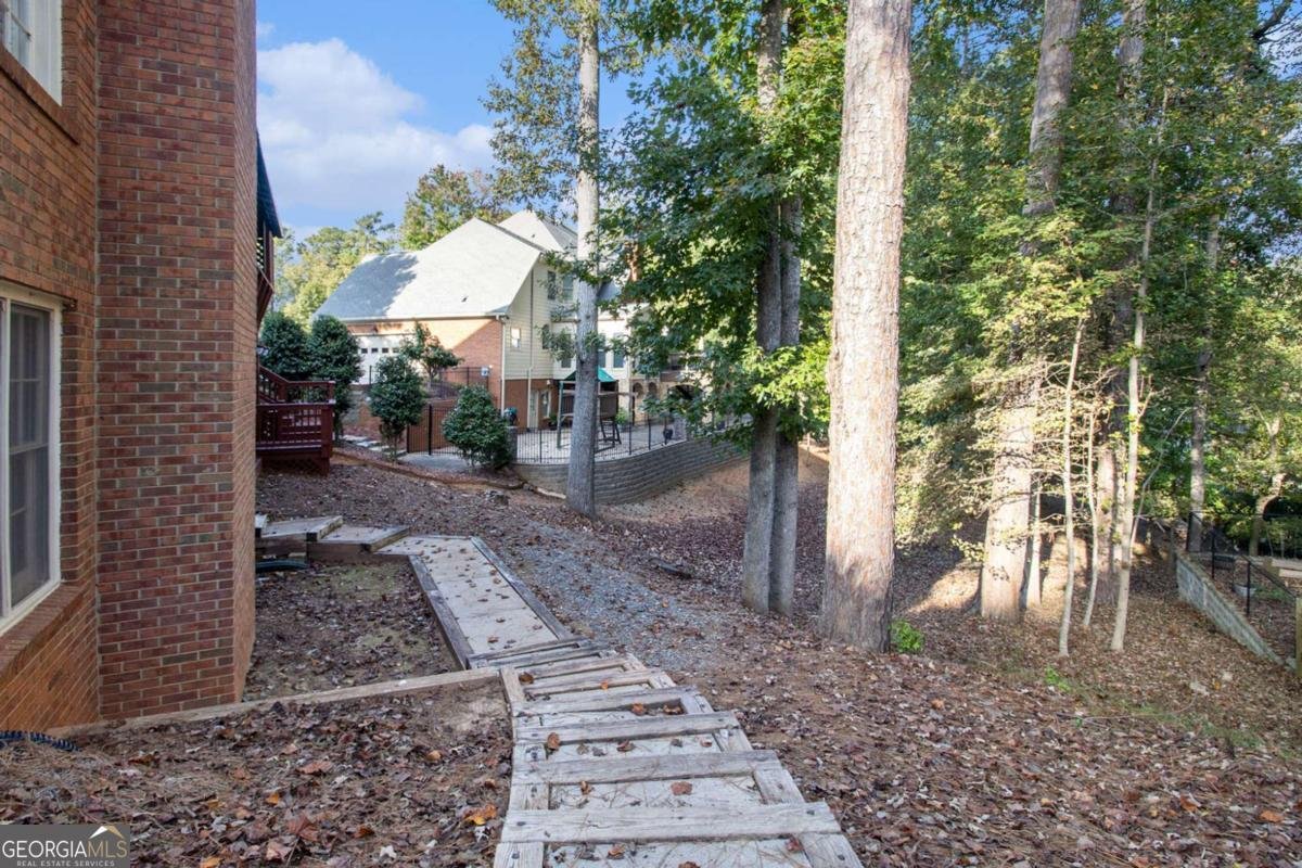 5863 Revington Drive Peachtree Corners - 31