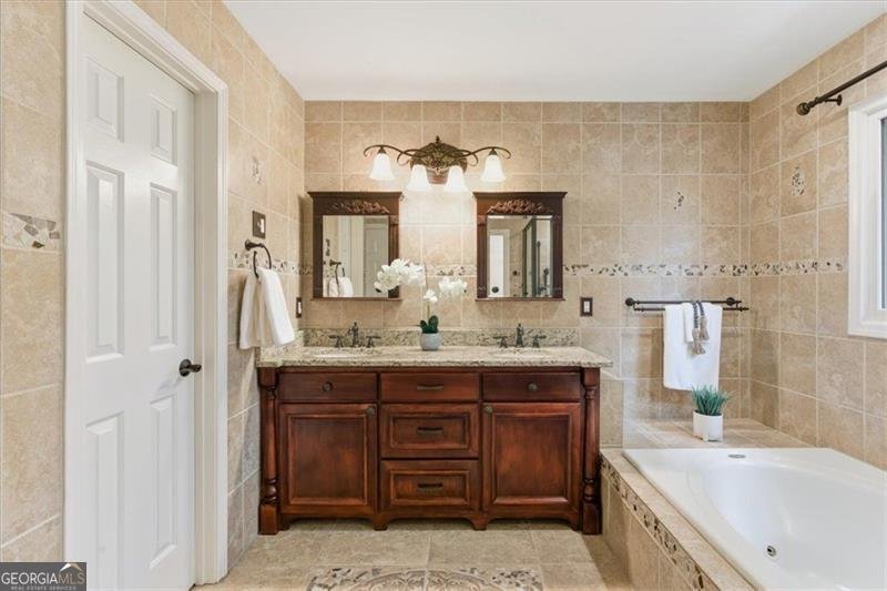 535 Tumbling Creek Drive Alpharetta - 29