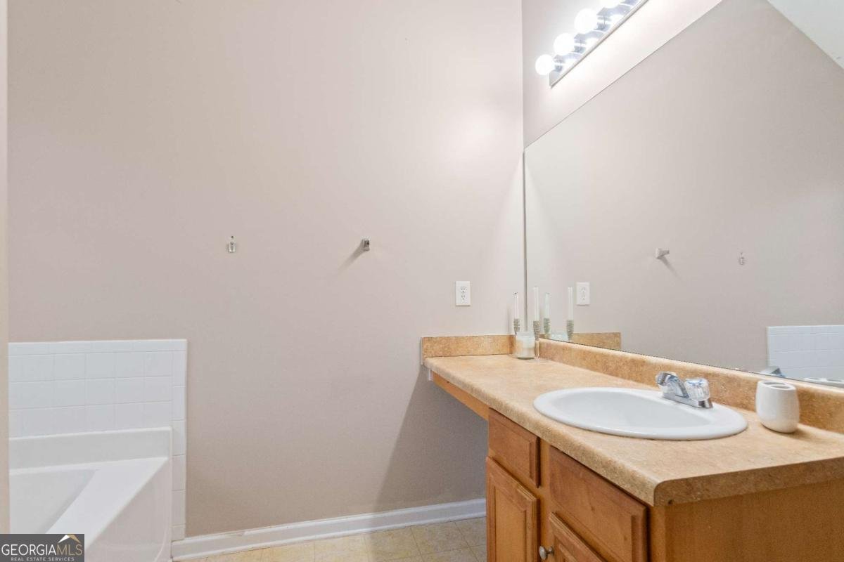 7813 Newbury Drive Jonesboro - 32
