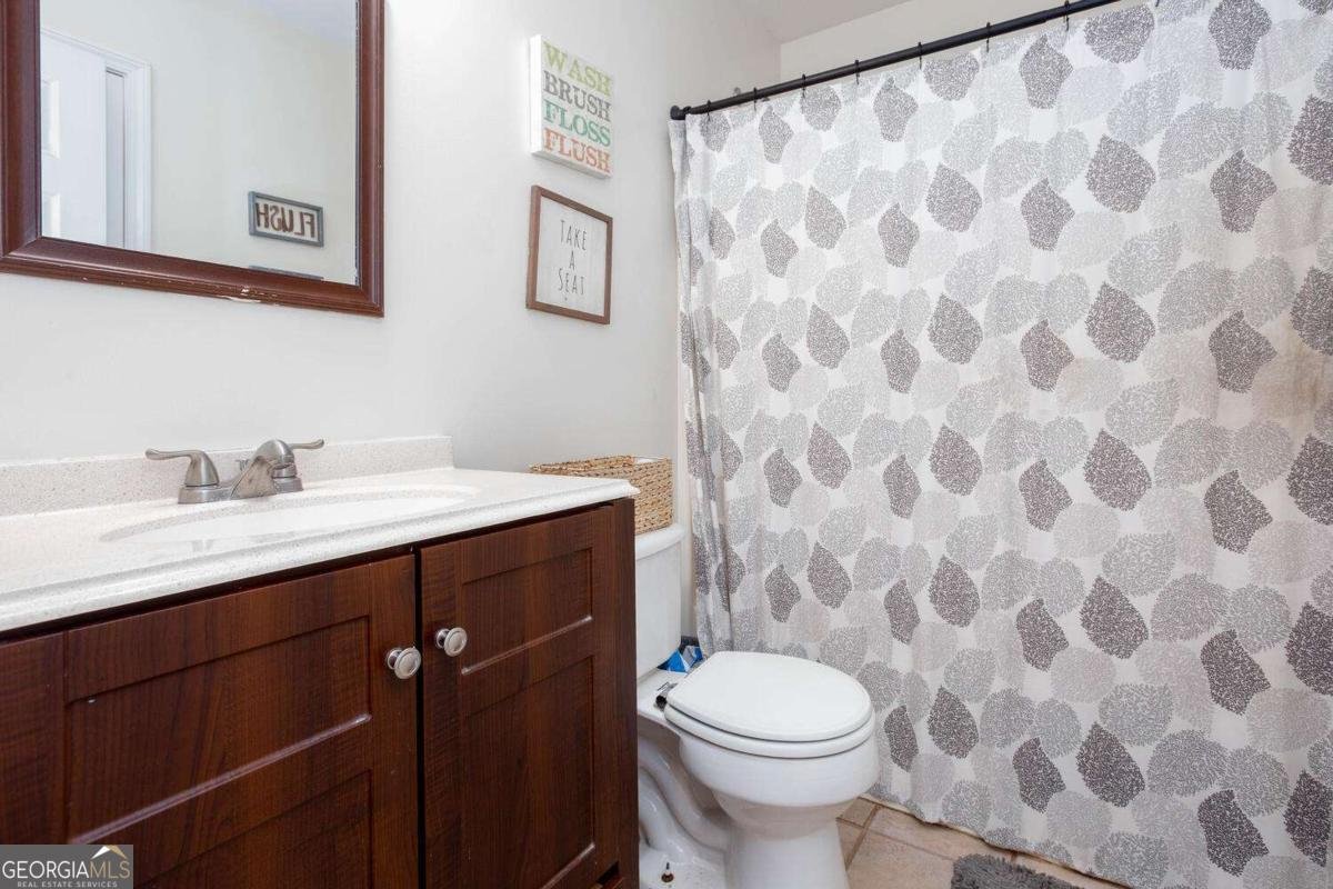 840 Whitby Drive Douglasville - 1