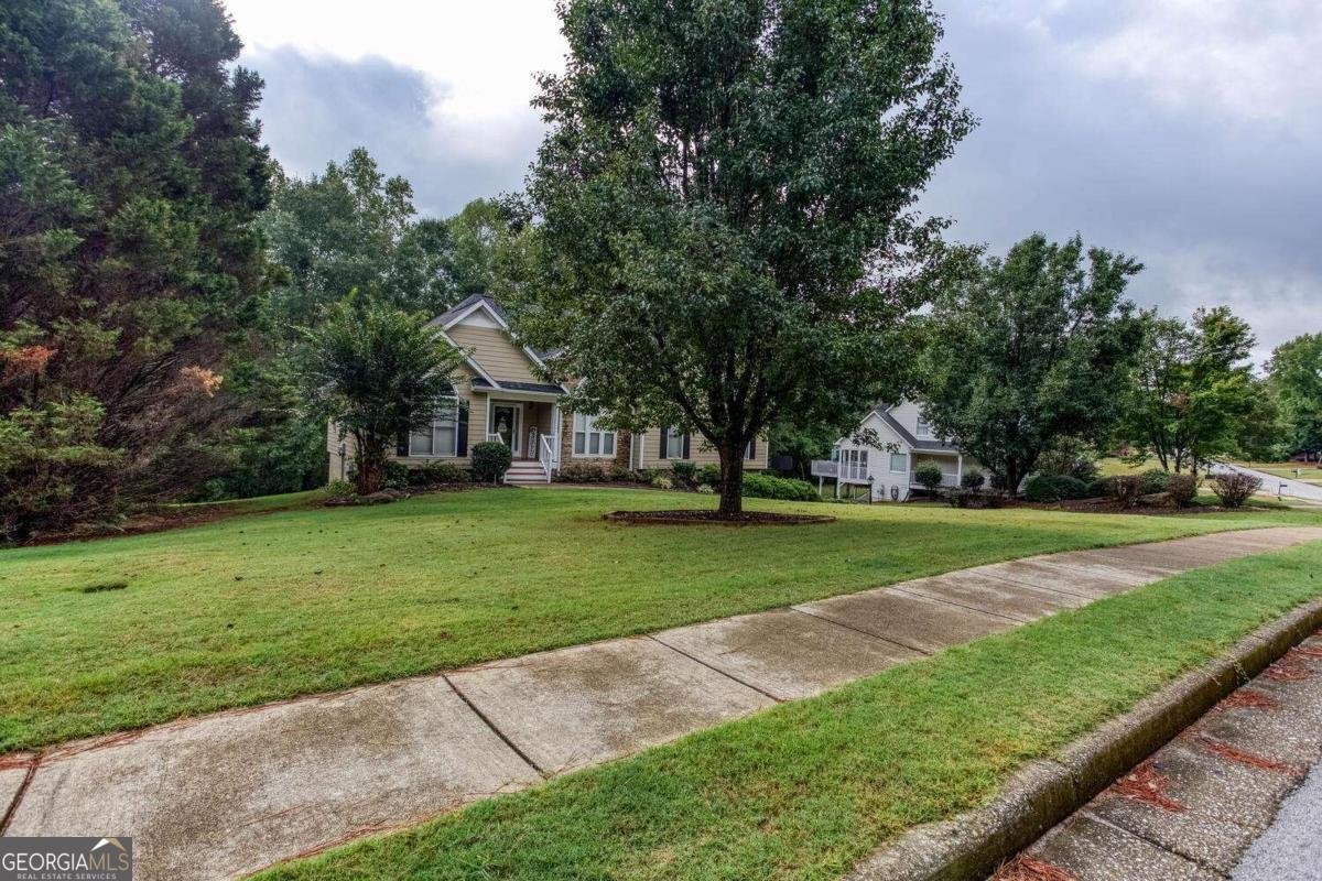 840 Whitby Drive Douglasville - 36