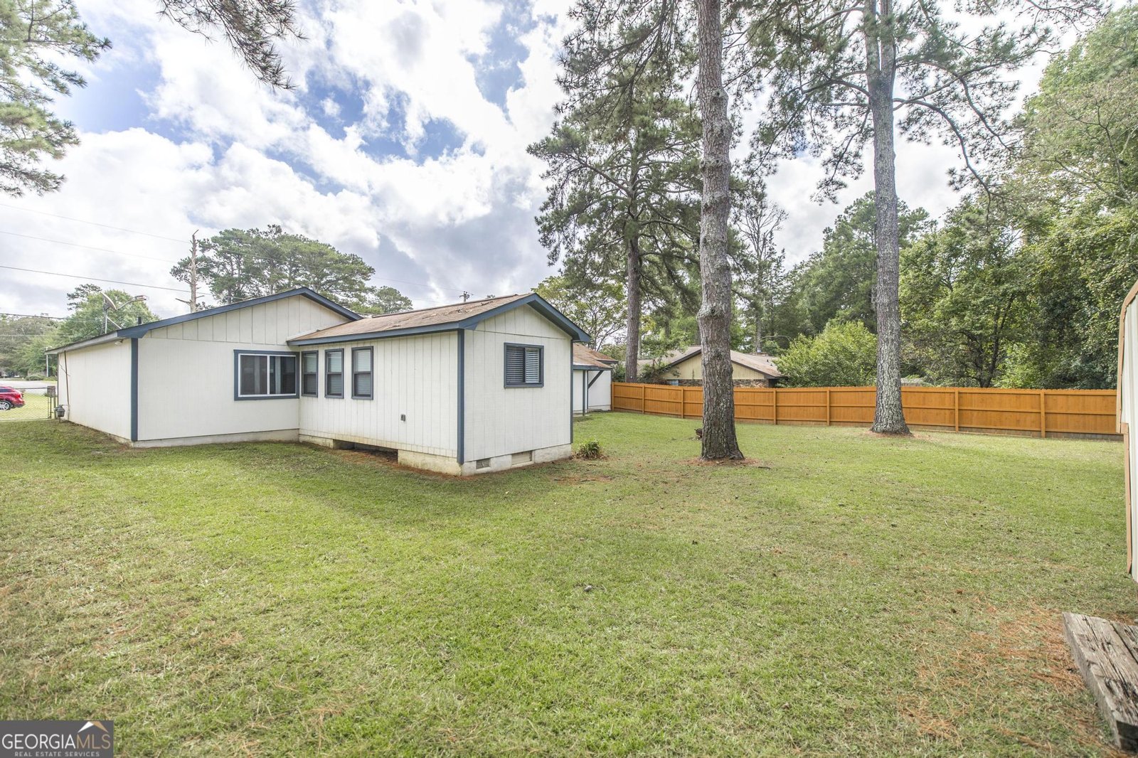 221 Gilchrist Drive Warner Robins - 30