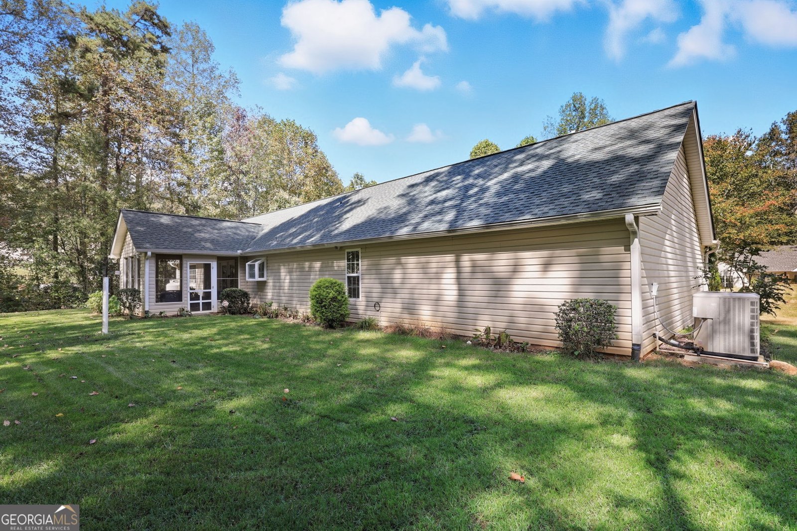5451 Cool Creek Court Lula - 33